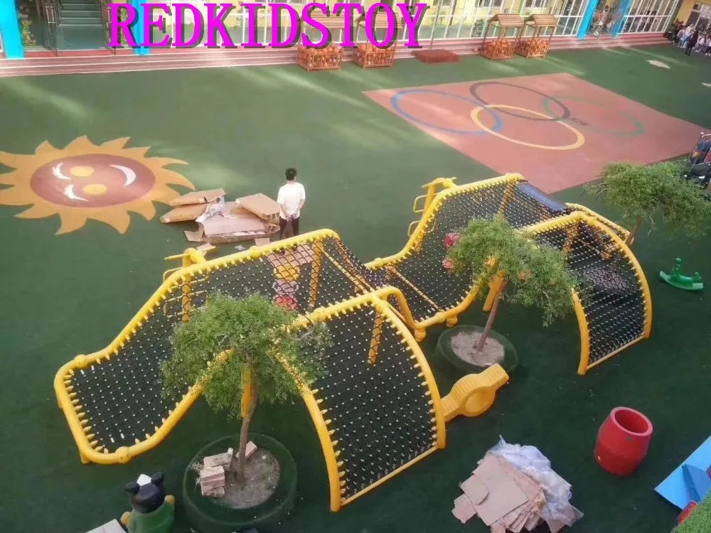 Unique Outdoor Playground Structure For Disabled Children With Wheelchair