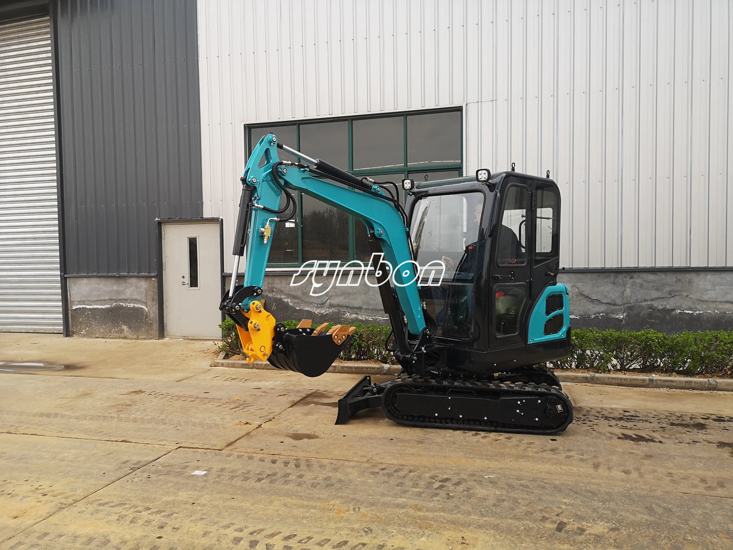 SYNBON SY601.8 Mini Digger Enclosed Cabin 1.8Ton Crawler Excavator 2021