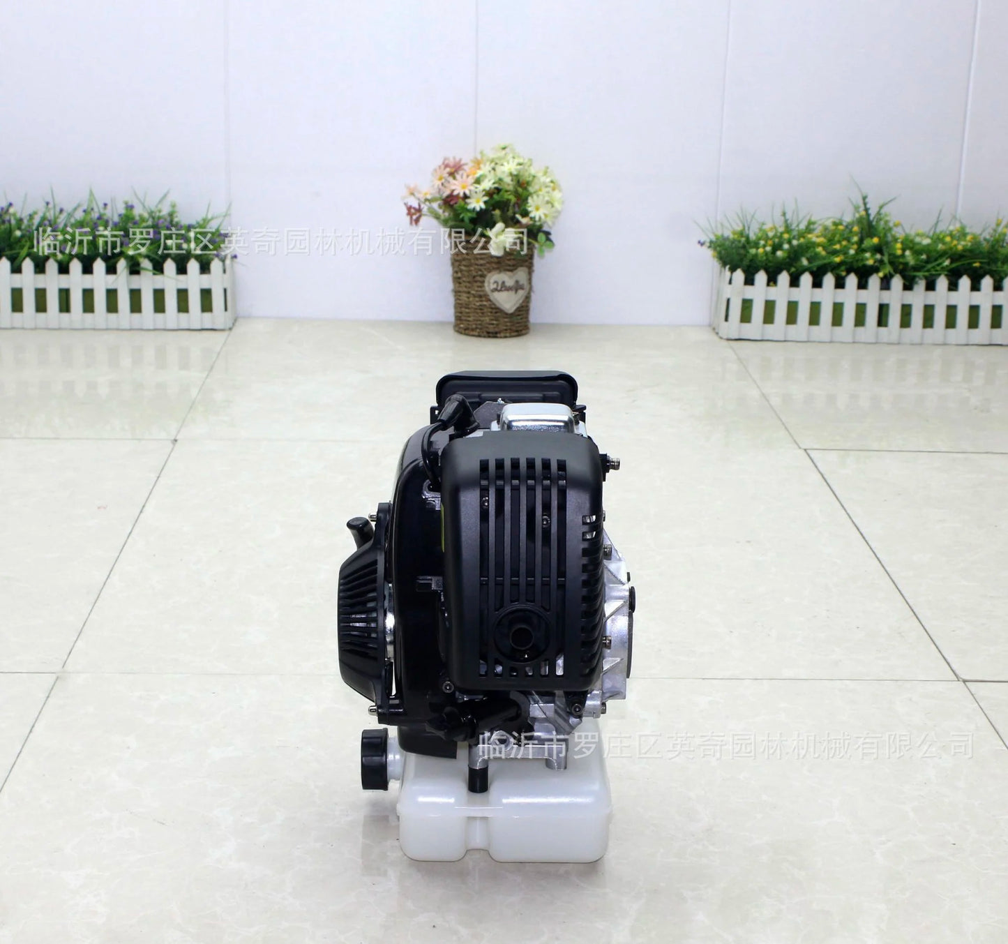 144 Four-stroke Gasoline Engine is Suitable for Brush Cutters, Ground Drills and Tillers 53.2CC