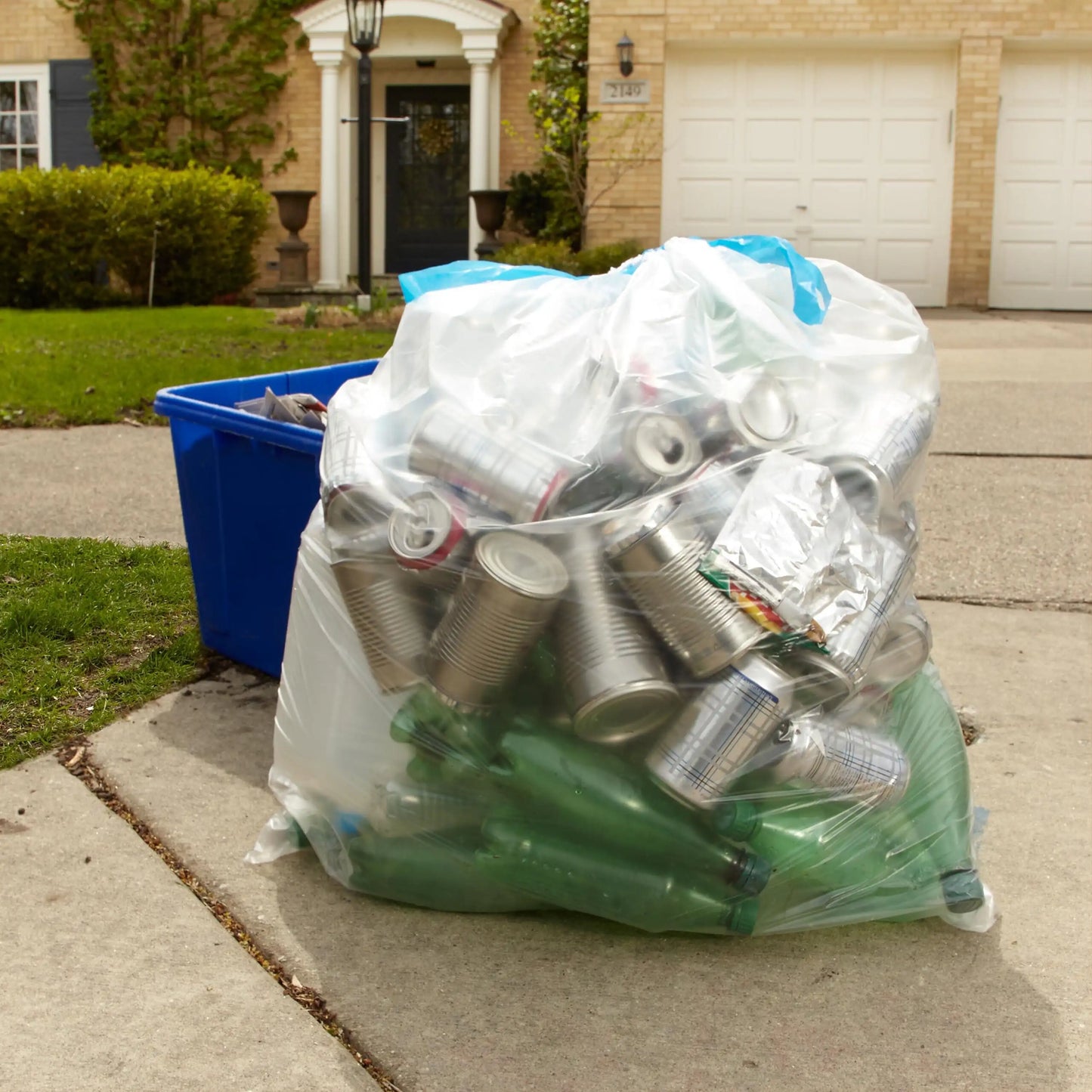 13 Gallon Clear Bags—This Package Contains 80 Hefty Clear, Unscented, Tall Kitchen Trash Bags, Each 0.69 Mil Thick