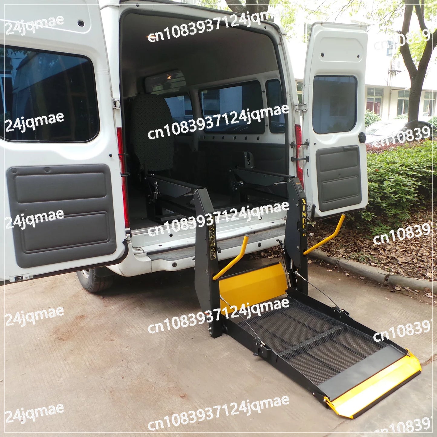 Sintec Commercial Vehicle Electric Hydraulic Disabled Wheelchair Boarding Lift Wheelchair Lift Wheelchair Lifting Device