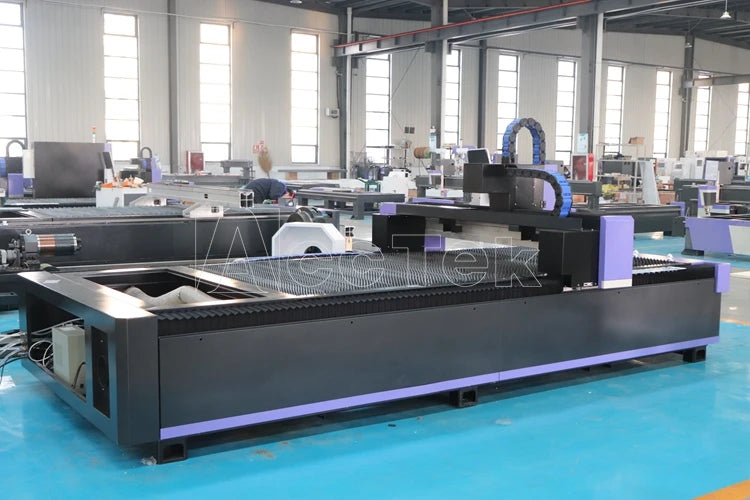 Promotion Price ! 2024 New Year Fiber Laser Metal Steel Cutting Machine CNC Laser Cutter AKJ1530F