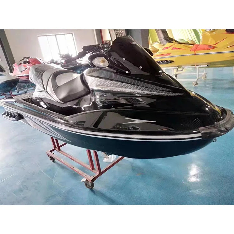 Three-person Wave Boat Jet Ski Wave Boat Jet Ski Motorboat