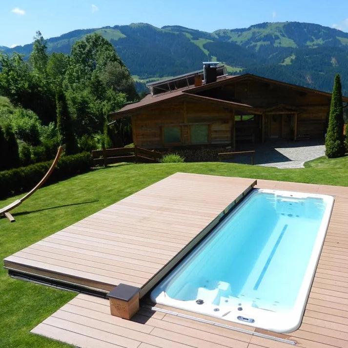 Nice pool with folding type automatic deck pool cover easy Install automatic deck swimming pool cover.