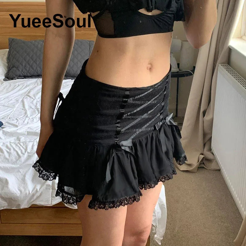 Gothic Mini Skirts 2024 New Harajuku Punk Goth Dark Grunge Y2K High Waist Women Skirts 2000s High Street Women's Skirt