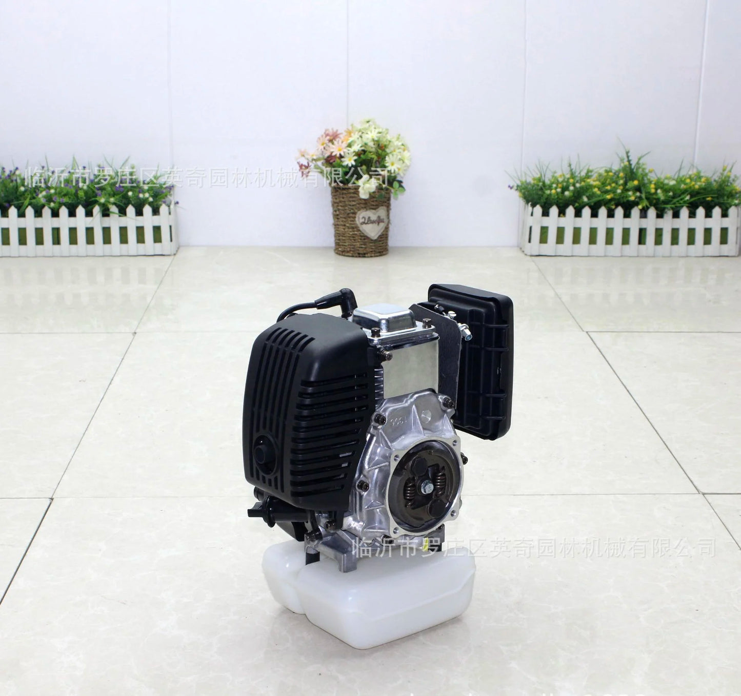 144 Four-stroke Gasoline Engine is Suitable for Brush Cutters, Ground Drills and Tillers 53.2CC