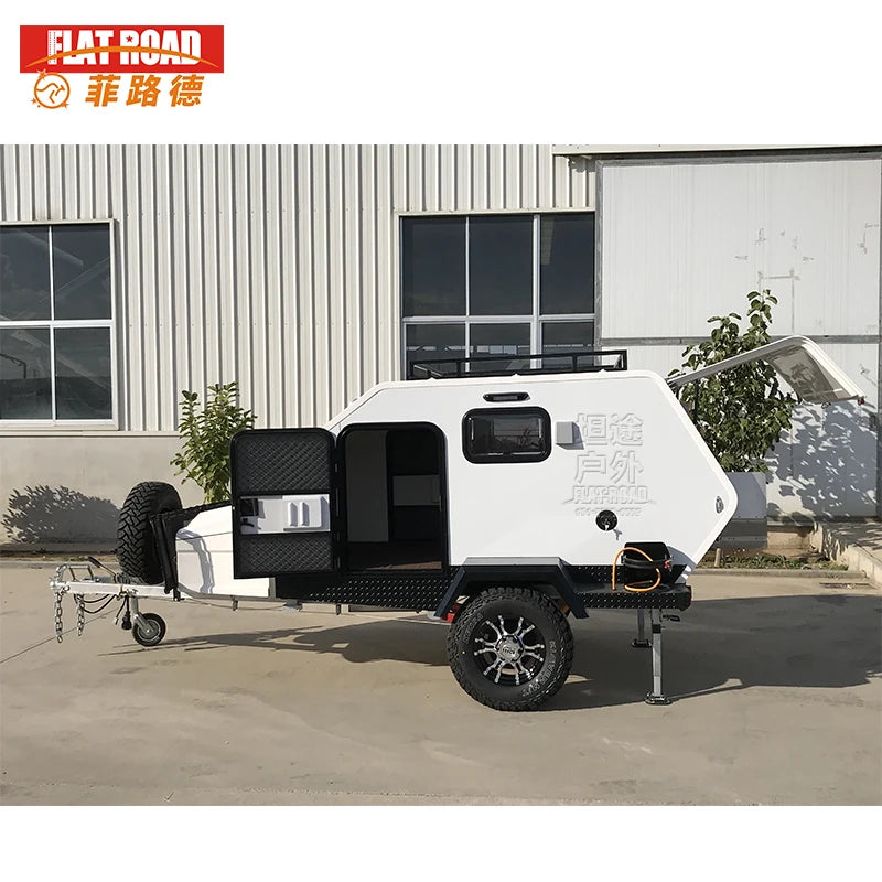 Hanging RV trailer with small water droplets, hard top RV can accommodate up and down 4 campers