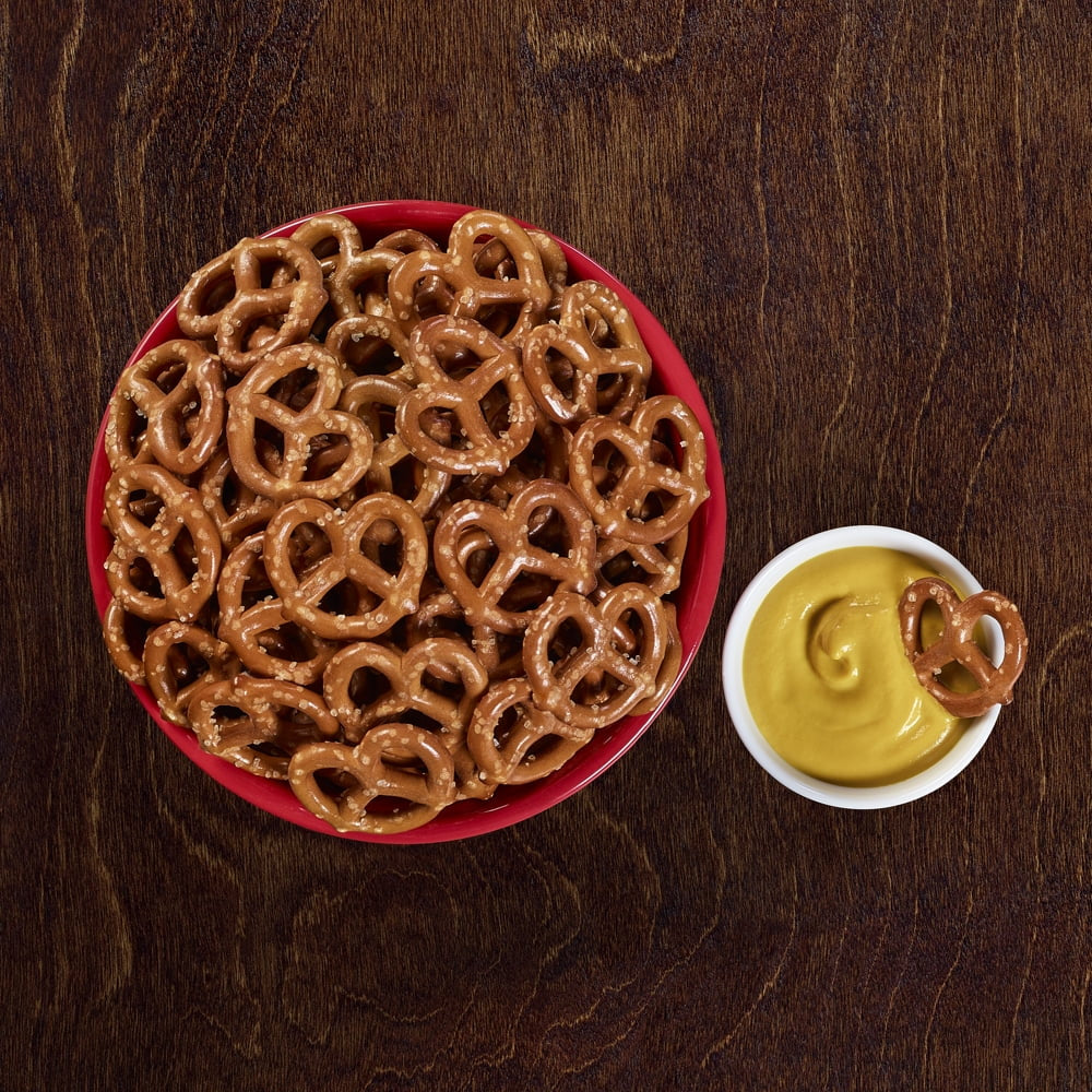 Mini Pretzels, 40 Ounce Canister