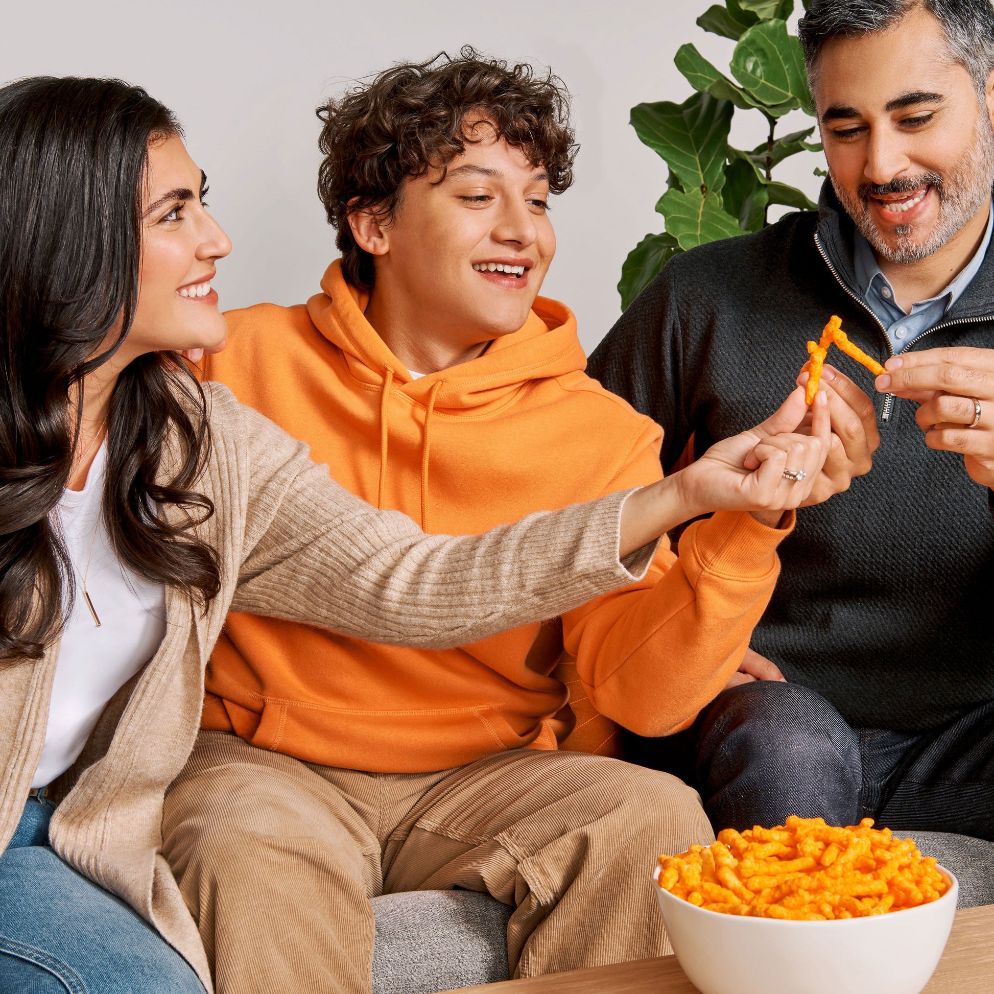 (4 Pack)  Crunchy Cheese Puff Chips, 15 Oz Bag